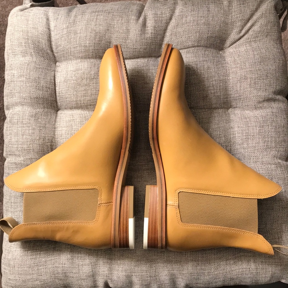 NWOT Everlane Chelsea Boot - Picture 4 of 8